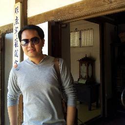 I love dogs and being so close with nature, love cooking, teaching. Enjoy city sightseeing...