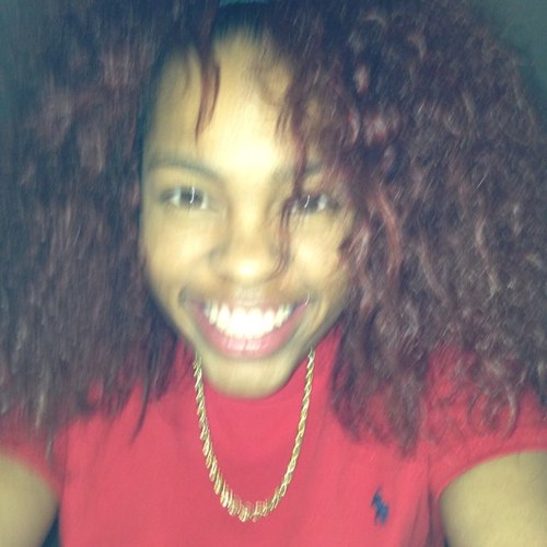 @_jazmineeeee is my little sis! if you fuck with ha you will get killed but anyways you know the drill Hands Down Cash Up! you may now proceed with your life