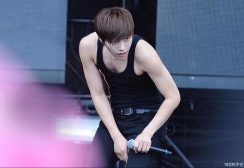 I'm just both not real~,, Fake account of @INFITNITELKIM -;; ผมคือมนุษย์เปลี่ยนดิสครับบ 555555 ^^