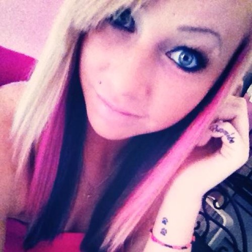 _MissAshleyXo's profile picture. .Live. .Love. .Laugh.
             ❤️