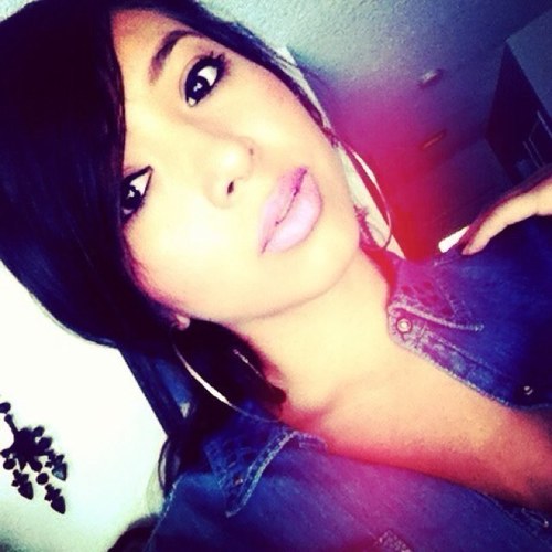 stephaniivee's profile picture. 