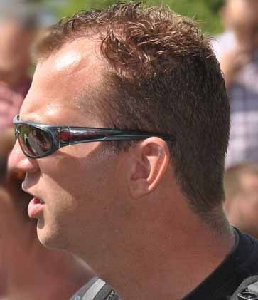 Founder/chairman Project Falcon. Eredivisie waterpolo scheidsrechter, Olympic Volunteer, Rijkevoort
Ex-Luchtmobiele Brigade, ex-Dutchbat Vastgoed, Waterpolo.