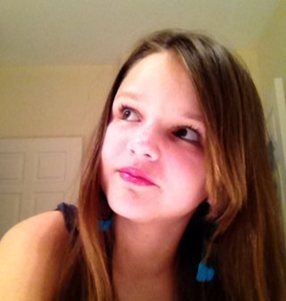 Names Mackenzie! Call me Kenzie! Im a Texan so watch out!!! Haha jk! Love lots xxxx