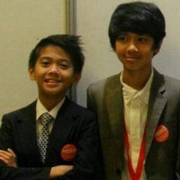 We love @EmyrMahira and @iqbaale ♥ 
We always support and love them! :D #EMD #SoniQ  
DUOKECE yang tak tertandingi ! (´▽`ʃ♡ƪ) followed! 8-08-12♥
