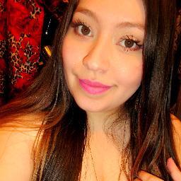 Future attorney,  soon to be wife, and mother of a 1 year old precious baby girl!

Too blessed to be stressed!
