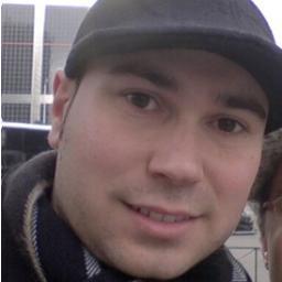 Arquitecto Técnico en UPCT. Ingeniero de Edificación en UCJC. Amante del deporte, de la comida, de la familia, pero sobre todo de la Arquitectura.