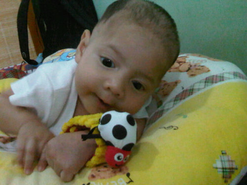 fidhazia's profile picture. 