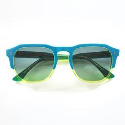 Mondelliani designs eyewear that reflects the colors of your mood... and your look