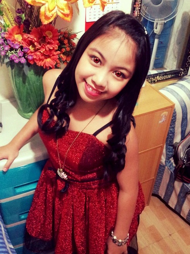 Hello Everyone ! XD Angela Carlos Here ! What's Up ? #Fairytaillover || Ugly Duckling || — Soo True . || Tiny Gurl ||