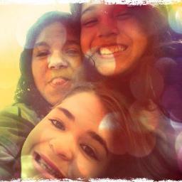 _MCristine's profile picture. “São tantos mistérios na vida dela, tantas idas sem vindas, e tristezas contidas dentro de uma mulher ainda menina.”
—	Dois tons de amor.