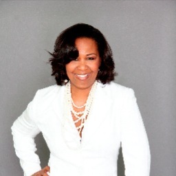 PUBLIC SPEAKER, FINANCIAL EDUCATION & WELLNESS ADVOCATE.