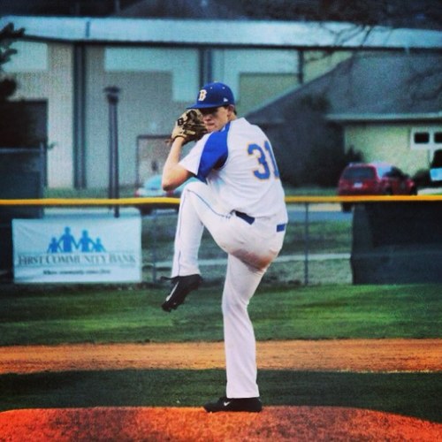 realdealers69's profile picture. Walk into the club like howdy Im Nibble Nobble