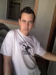 Hi, my name is Nelson and I am interesting in new friends. Do you want to be my friend?