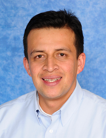 CastroIlich's profile picture. Gerente de Mercado Buses & Camiones Chevrolet