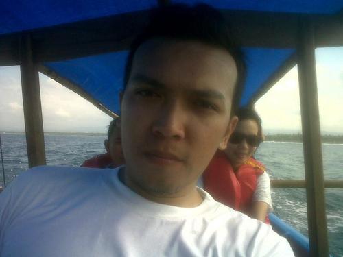 EdoGibson's profile picture. Bless me n all my family GOD.. (´⌣`ʃƪ)♥ || kangen maenin six strings lagi ☹