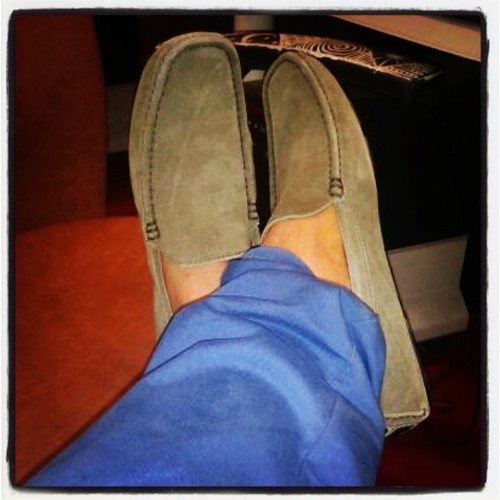 GayGuyInTheCity's profile picture. Editor by light | Wizard by night.