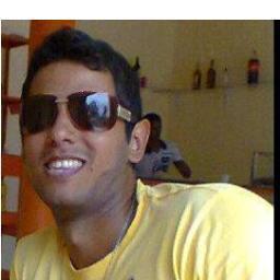 Eu sou o que eu sempre quero ser, uma pessoa que torna minhas vontades em atitudes ; )