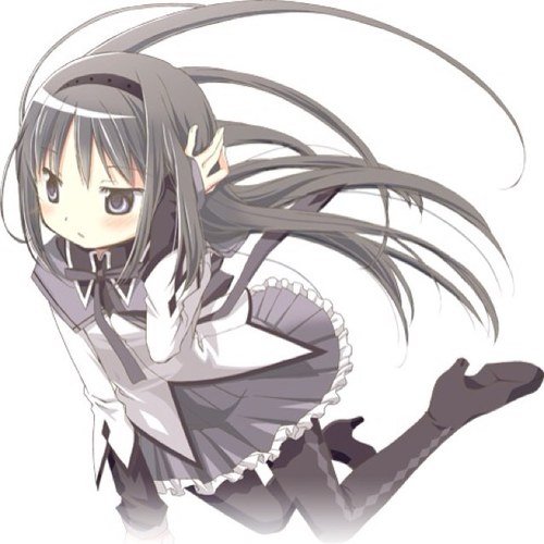 phantom_wish's profile picture. ラブライバーや提督などを兼務する重度のアニメ好きなゆかり王国民