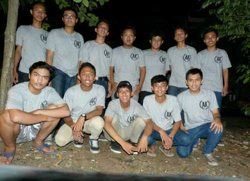 AchtKinderAK's profile picture. This is ACHTKINDER! Since 02-02-10 | SOLIDARITY  THAT MAKES  US STAY TOGETHER!!!