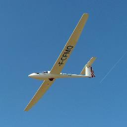 Planeur Club Sud Vendée. Venez découvrir de nouvelles sensations, école, baptêmes. Aérodrome de Fontenay le Comte 85