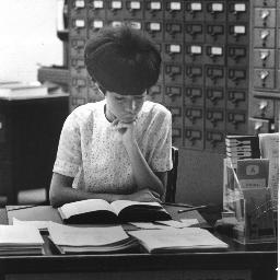 Dagny_Wood's profile picture. I read, therefore I am