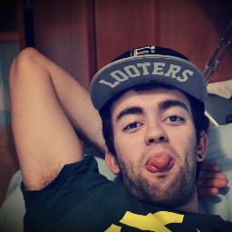 Estudiante de tu belleza en la universidad de tu esplendor. Enamorado únicamente de ti y de las cosas que tienen que ver contigo 11