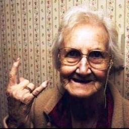 lapelangochamix's profile picture. Cansada de que me cuenten las sarta de estupideces que se ven y se dicen en twitter, decidí armar mi propia cuenta para constatarlo