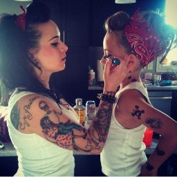 sweetaddictione's profile picture. sweet addiction: es una pagina que a ti gusta!!! que es para ti,con frases muy divertidas y romanticas ¡Siguenos! facebook sweet addiction SIGUEME Y TE SIGO!!3