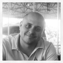 Sou Cristão, temente a Deus e uma pessoa muito alegre. Sou Analista de Sistemas e Empreendedor de Network Marketing.