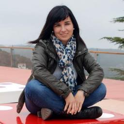 Amante de la vida. 
Con humildad, siempre en crecimiento. Y me equivoco y APRENDO. Lo que no sé, lo pregunto.
