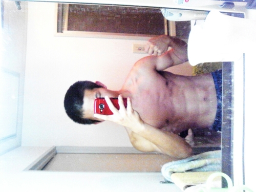 5snui's profile picture. 高２/ボクサー/細マッチョ/恥ずかしながら童貞、細マッチョ好きなエロい女の子絡んでヾ(≧∇≦)