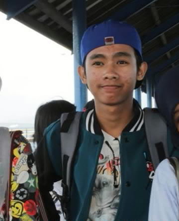 Mantan Ketua Osis Smpn 8 surabaya periode 2011-2012
16!.. Born; 25th Dec 1996,
D'Ballers #15 // Street Ball And Street Dance . SBHC
#Faizofficial #FA #Ygz