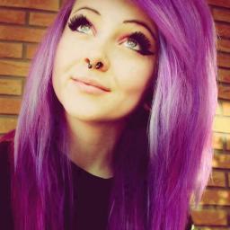 Hi my name is Simona , I was born in Slovakia. I live in a small village. I love nice people: D