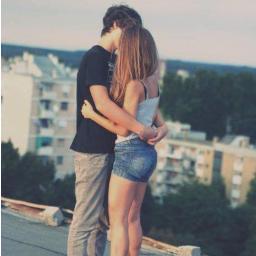 Te quiero sólo para un rato, un rato largo. Que dure más o menos el resto de mi vida.
