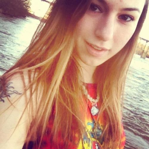 co_tre's profile picture. 