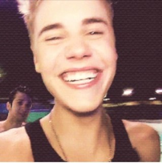 I love justin bieber ❤❤❤ He is my life❤❤ He is my world ❤❤