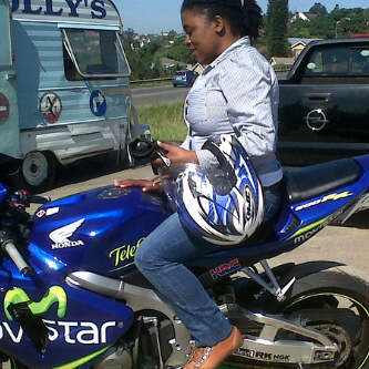 Black is beautiful, simple is d best