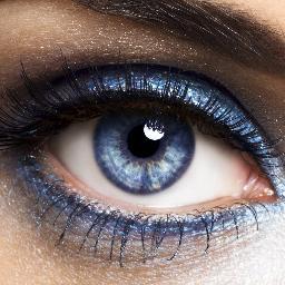 romis586's profile picture. 