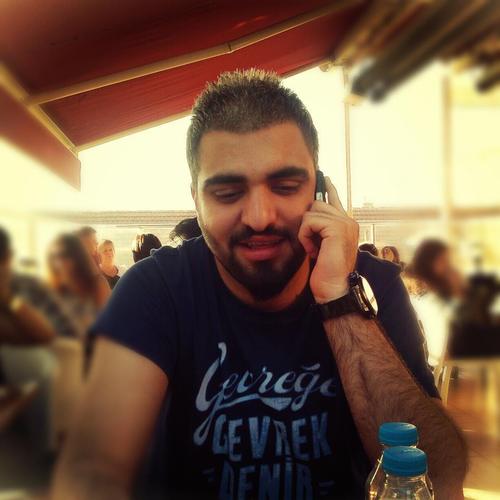 areVcngz's profile picture. Ben sana, denize açılma demiyorum.
Açılacak olursan, tufana bile katlan diyorum.