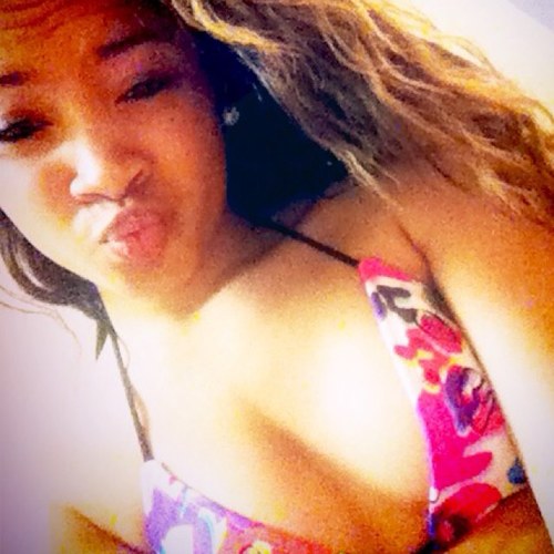 |Kira Harris| Single | Ride or Die @rosejae12| Follow me ill follow back ❤