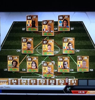 Affiliated with @GIVEAWAY4CHEAP, A FIFA 13 Ultimate Team Giveaway, For Playstation 3 and XBOX. The Duplication Glitch doesn't exist, dont fall for it!