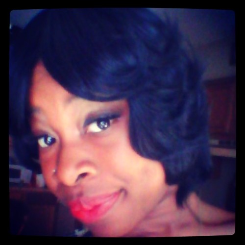 [kee-uhn-na]♡ Is how you Pronounce My Name!! I'm a Sagittarius... I Loooove Pink □□ And I got haters,  But we all do♥ |Follow Me|