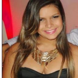 16 anos - Libriana -  Mamãe da Sophia - Torcedora do Vascão .. Loira e Feliz ha ha ;p   
Saber mais ? follow-me  (: