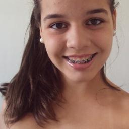 Escrevo aqui no presente para que no futuro
seus olhos possam lembrar de mim, quando sua mente me esquecer ;)