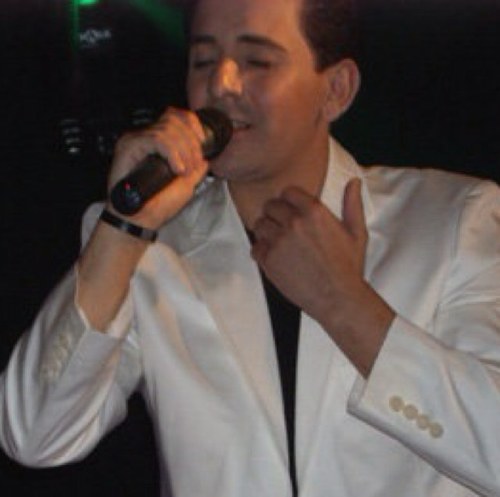 ( FRAN MIRA ) Welcome to my official website !! spanish & international - Singer !! Cantante español !! Musica melodica & pop !! Music melodic & pop