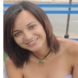 • 'Biografia {?}
Fala sério! Como vou resumir minha
vida aki no twitter?
;P