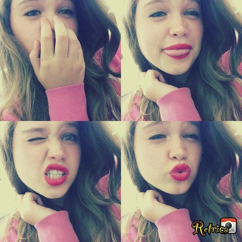 Hey Guys! Well Im Roxana And I LOVE Justin Bieber :3 Talk Shit About My Baby All Make Sure Its The Last Thing You Say Kay? Good :* Beliebers Follow :3