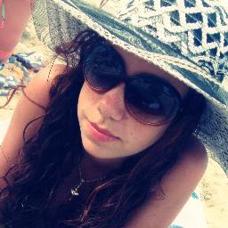 Sou menina de Deus ,14 anos,Sagitáriana,08/12/97. 
 http://t.co/x5BdlBHgL2. http://t.co/giDdewpFxc