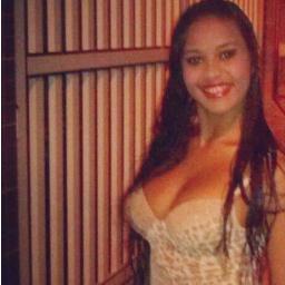 eu tenho meus QualiDefeitos (; sabe aqela que chega pra ahaza? Sim, sou EU *-* A MELHOR DO BAILE ♫ hahaha..Fé em Deus sempre ♥ Paz , Justiça e Liberdade  .. .