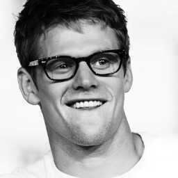 Hey I matt donovan I am human single RP 18+